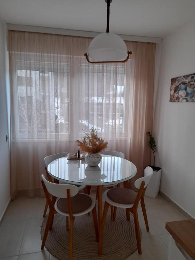 Apartman 8 维尔蒂尼克 外观 照片